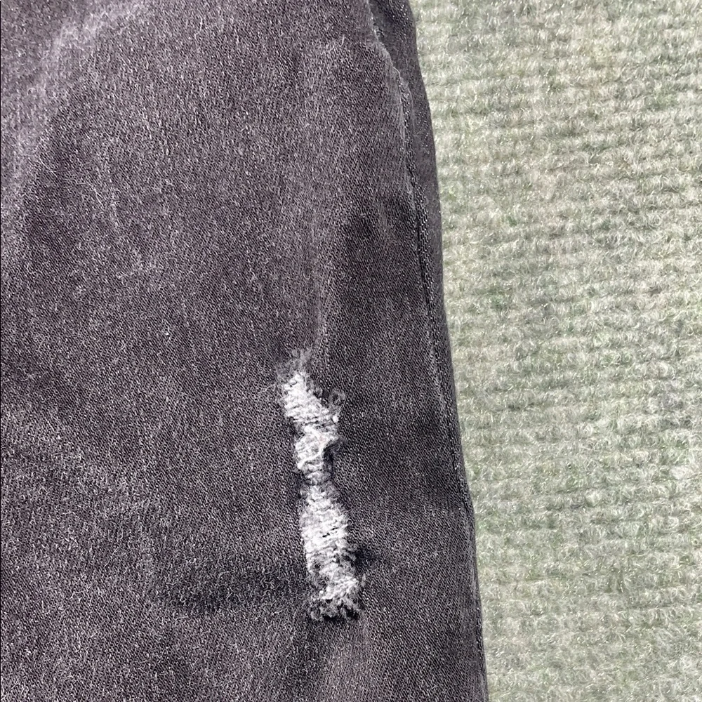 SPANX Women's Skinny Jeans -‎ Black Distressed